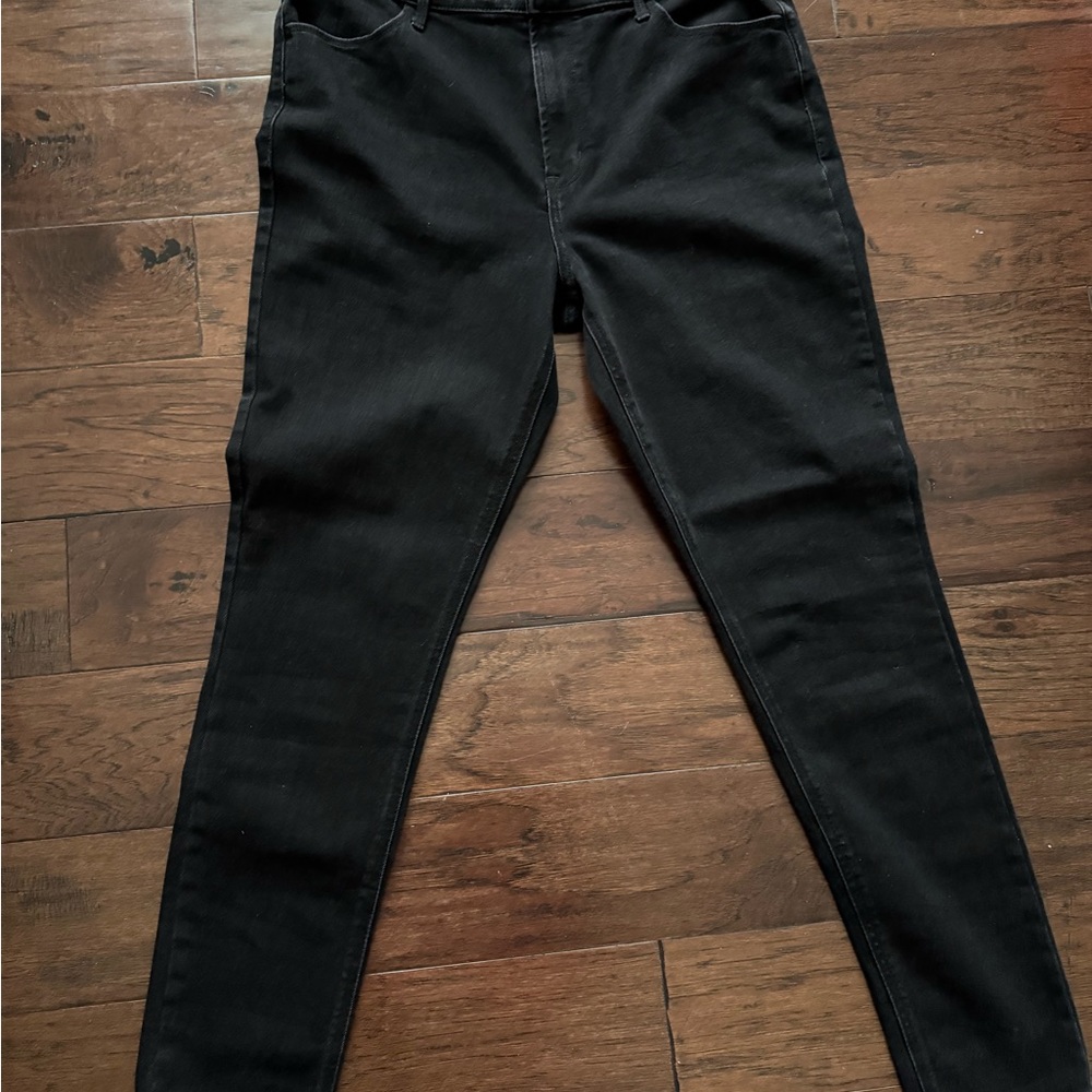 Distressed Blue Jeans - Picture 9 of 16
